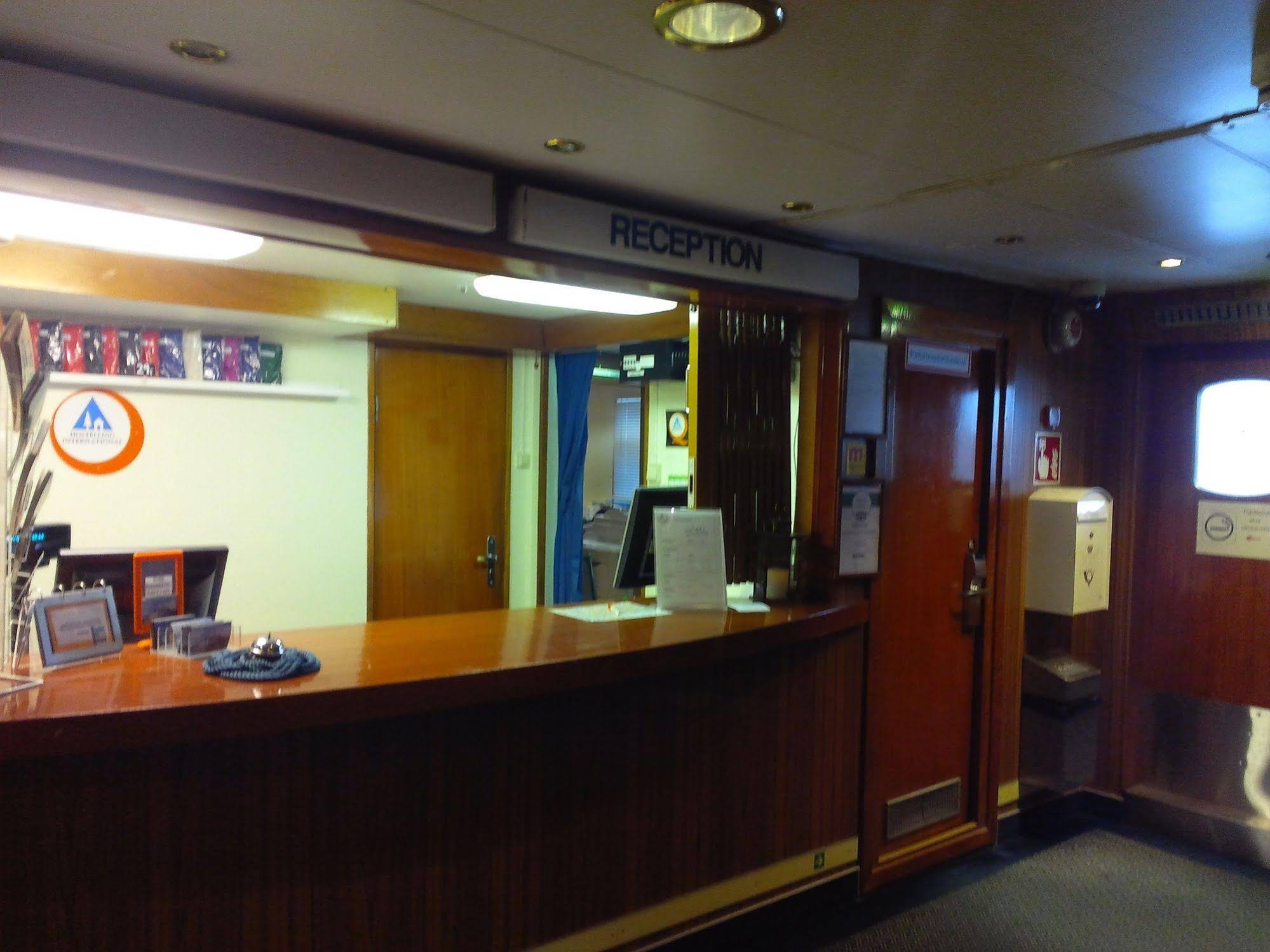 Laivahostel Borea