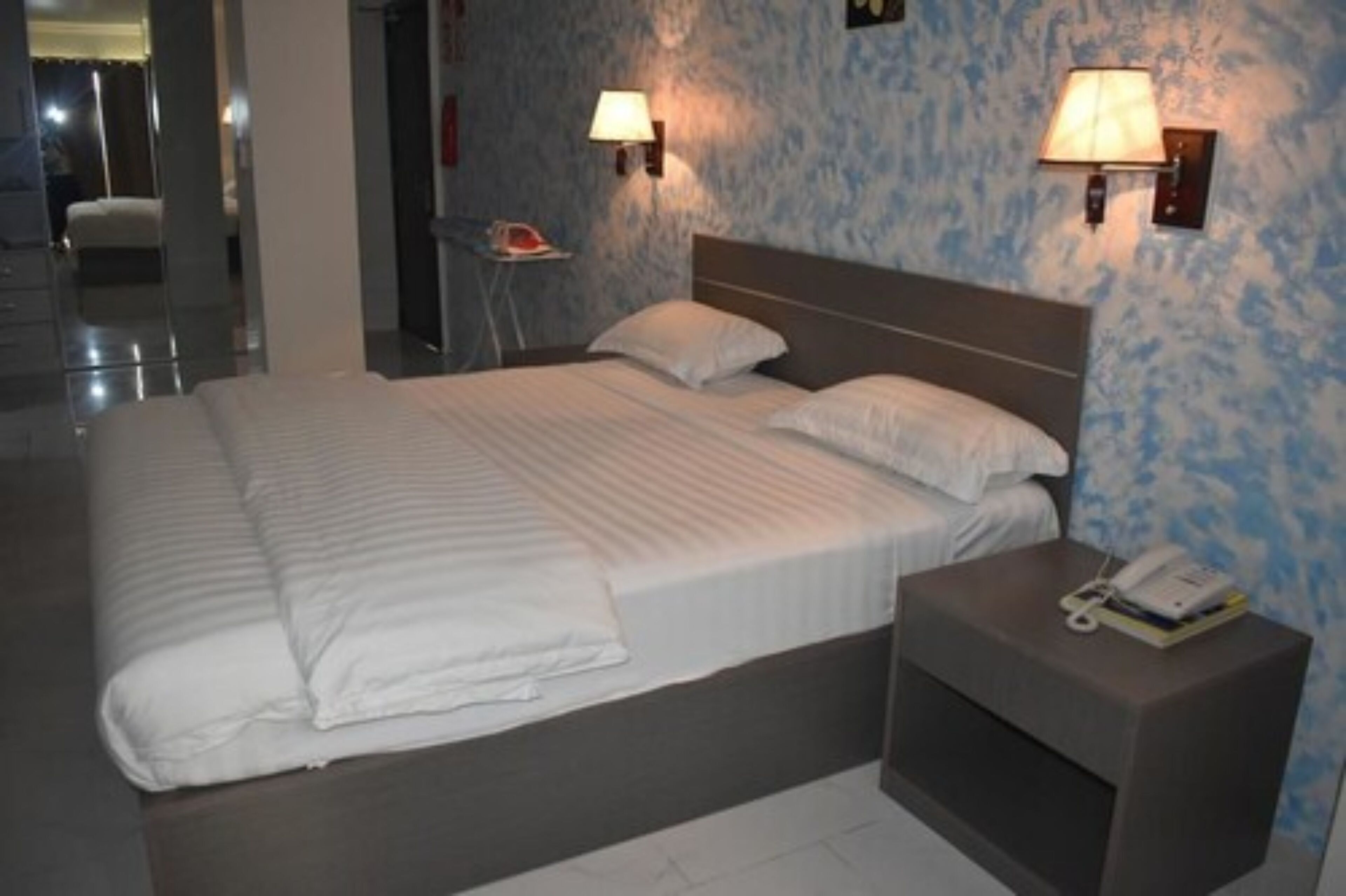 Galaxy Hotel & Apartments