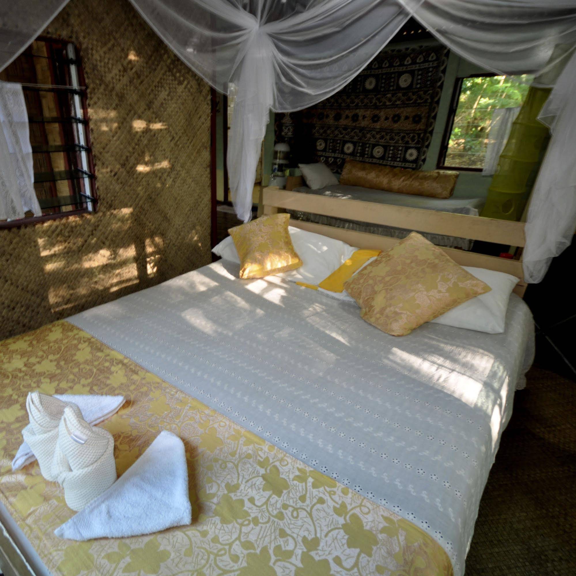 Dolphin Bay Divers Retreat