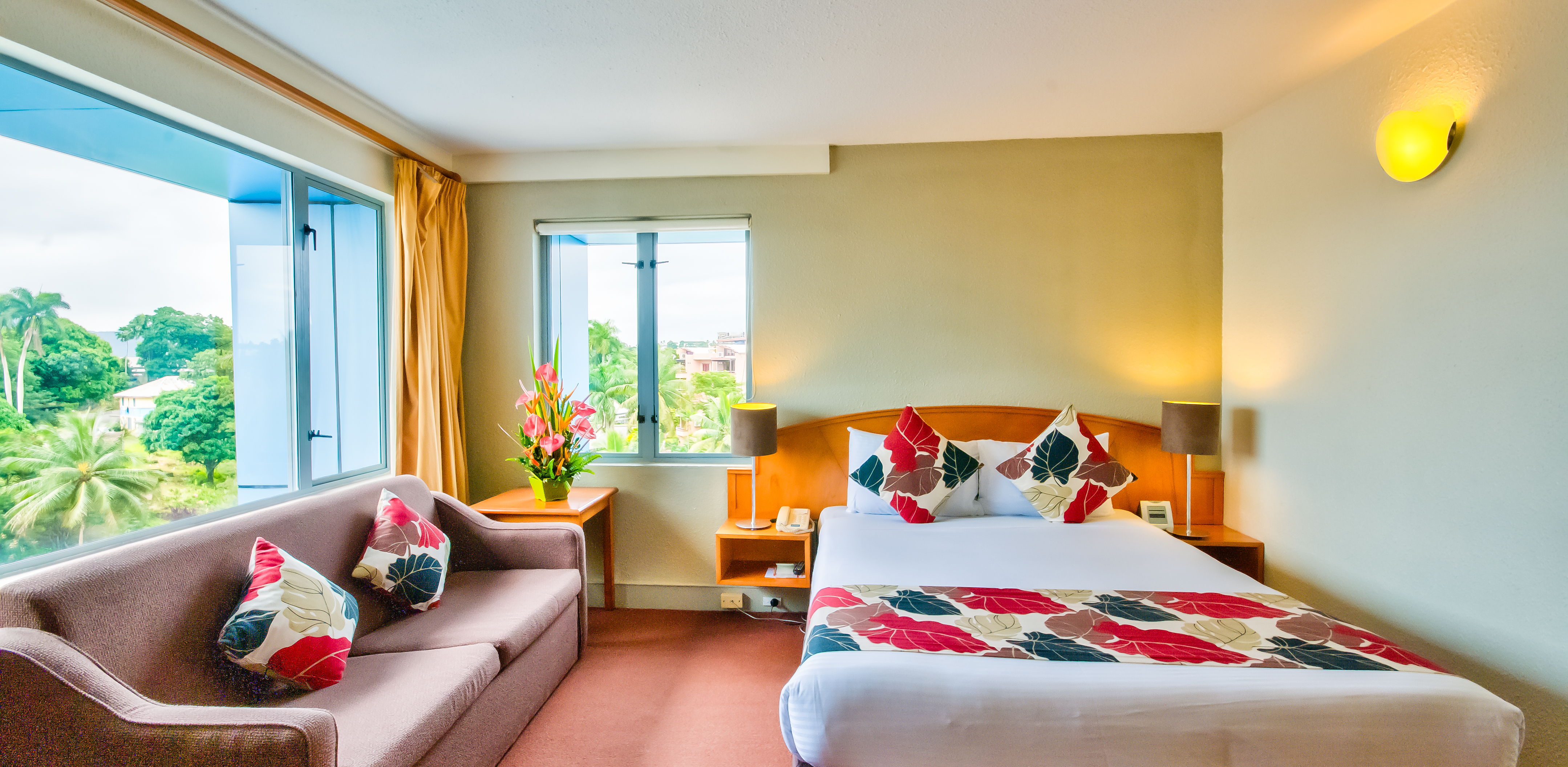 Tanoa Plaza Hotel