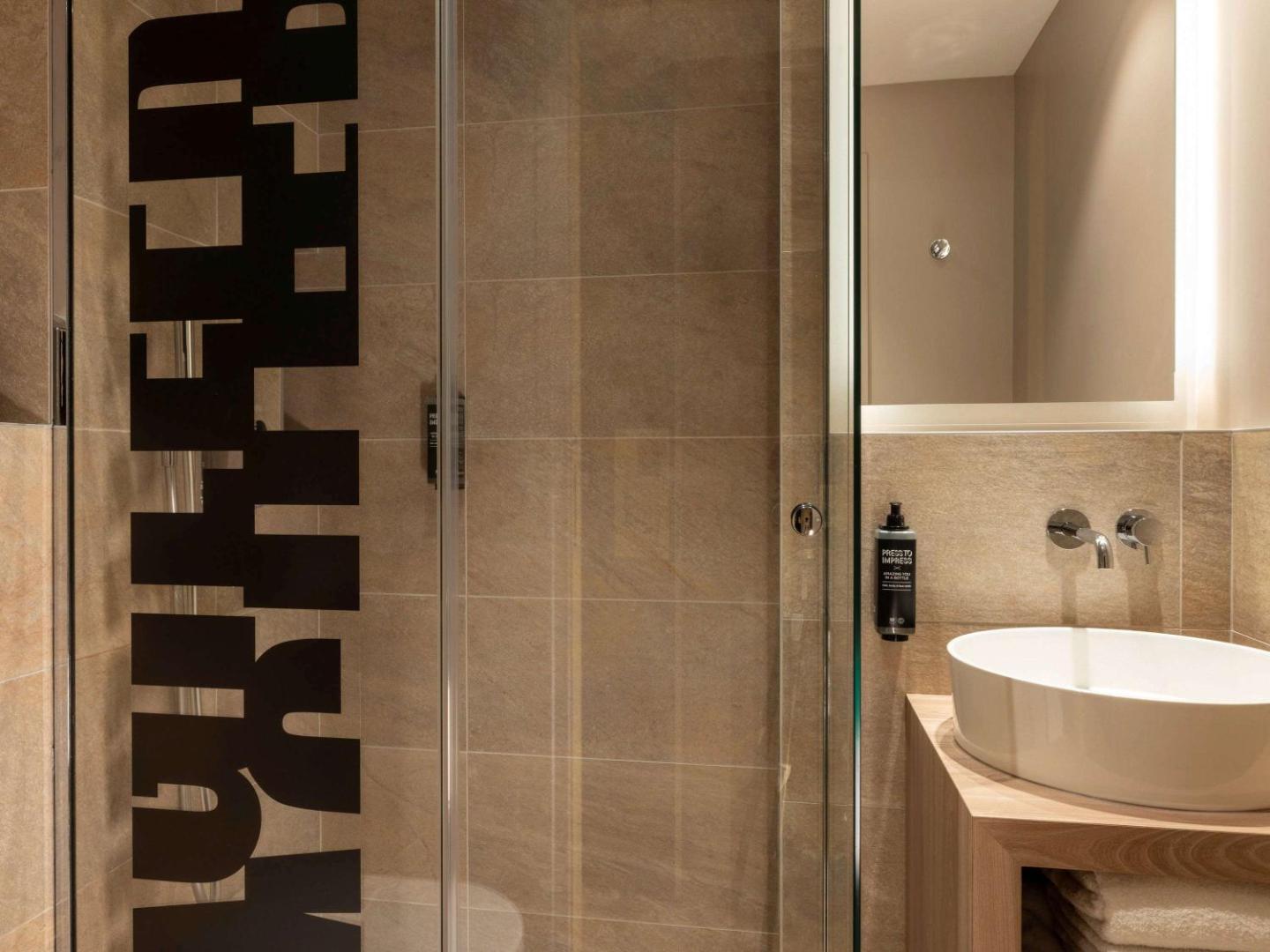 ibis Styles Bourg-la-Reine