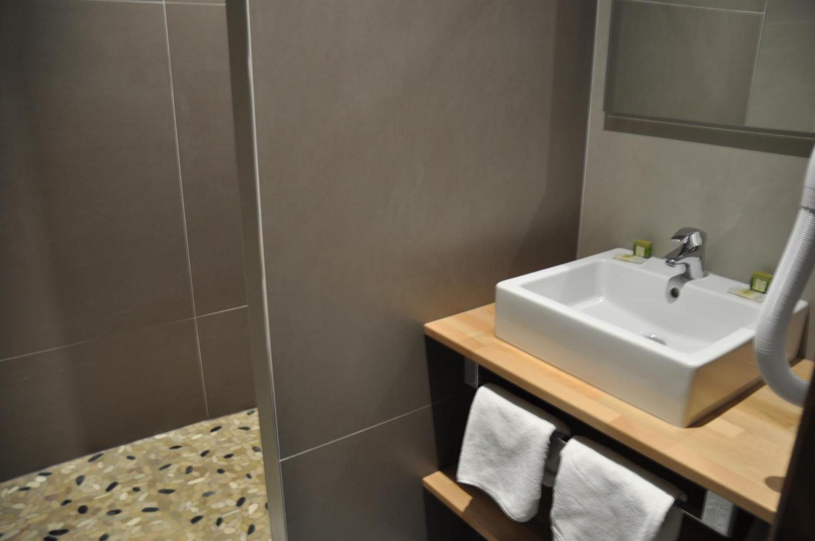 Enzo Hotels Metz Amneville By Kyriad Direct