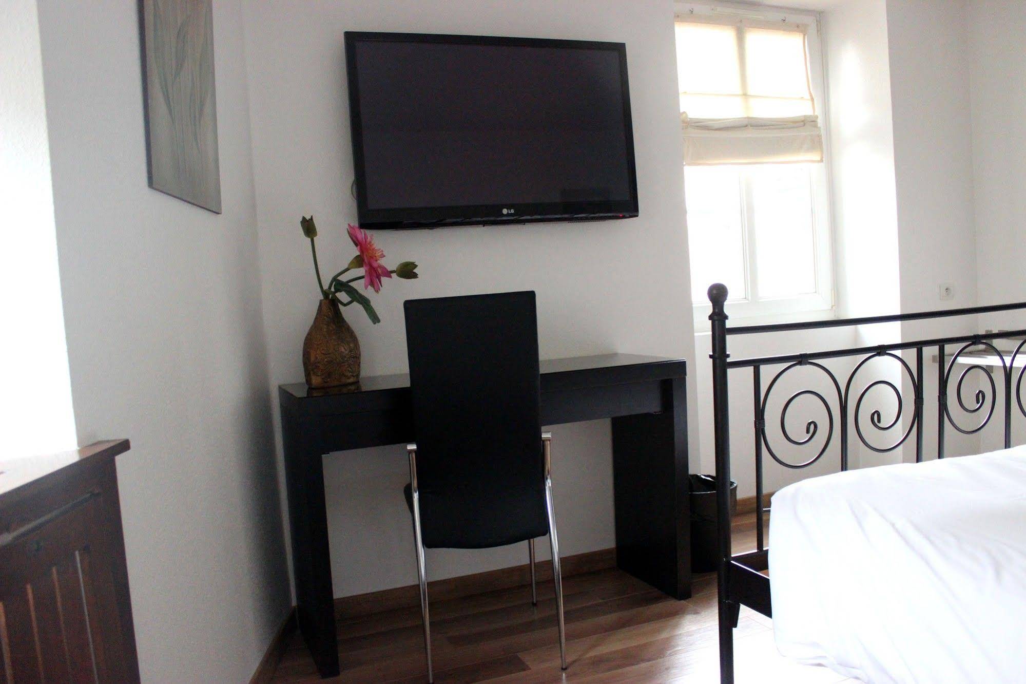 A La Maison Rouge