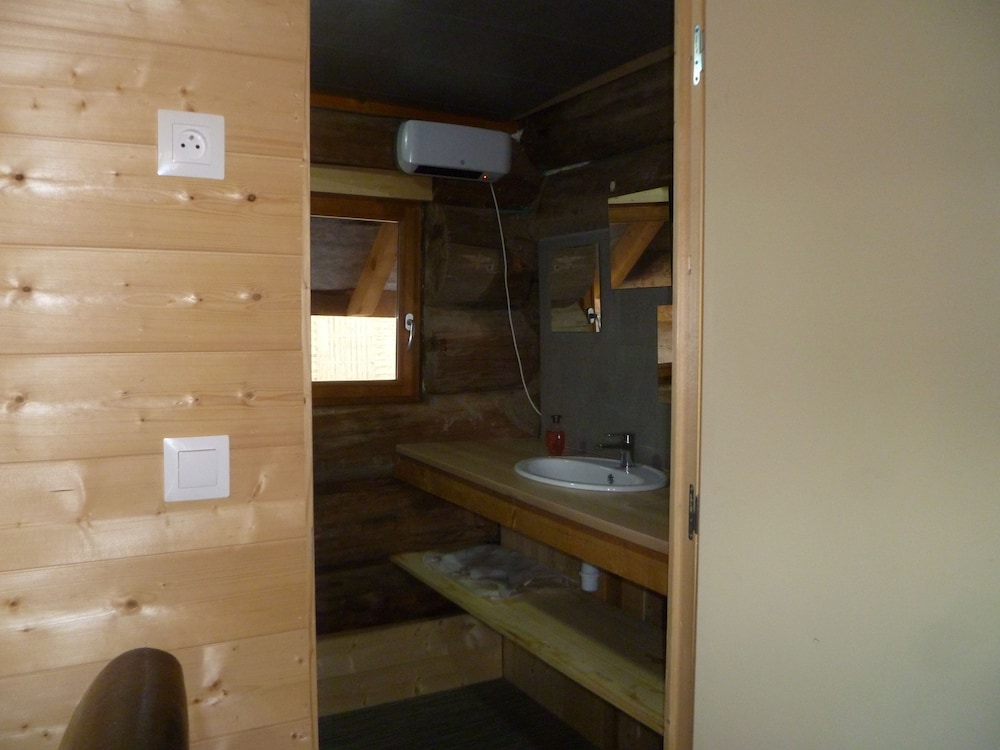 Camping Les Castors - Chalets
