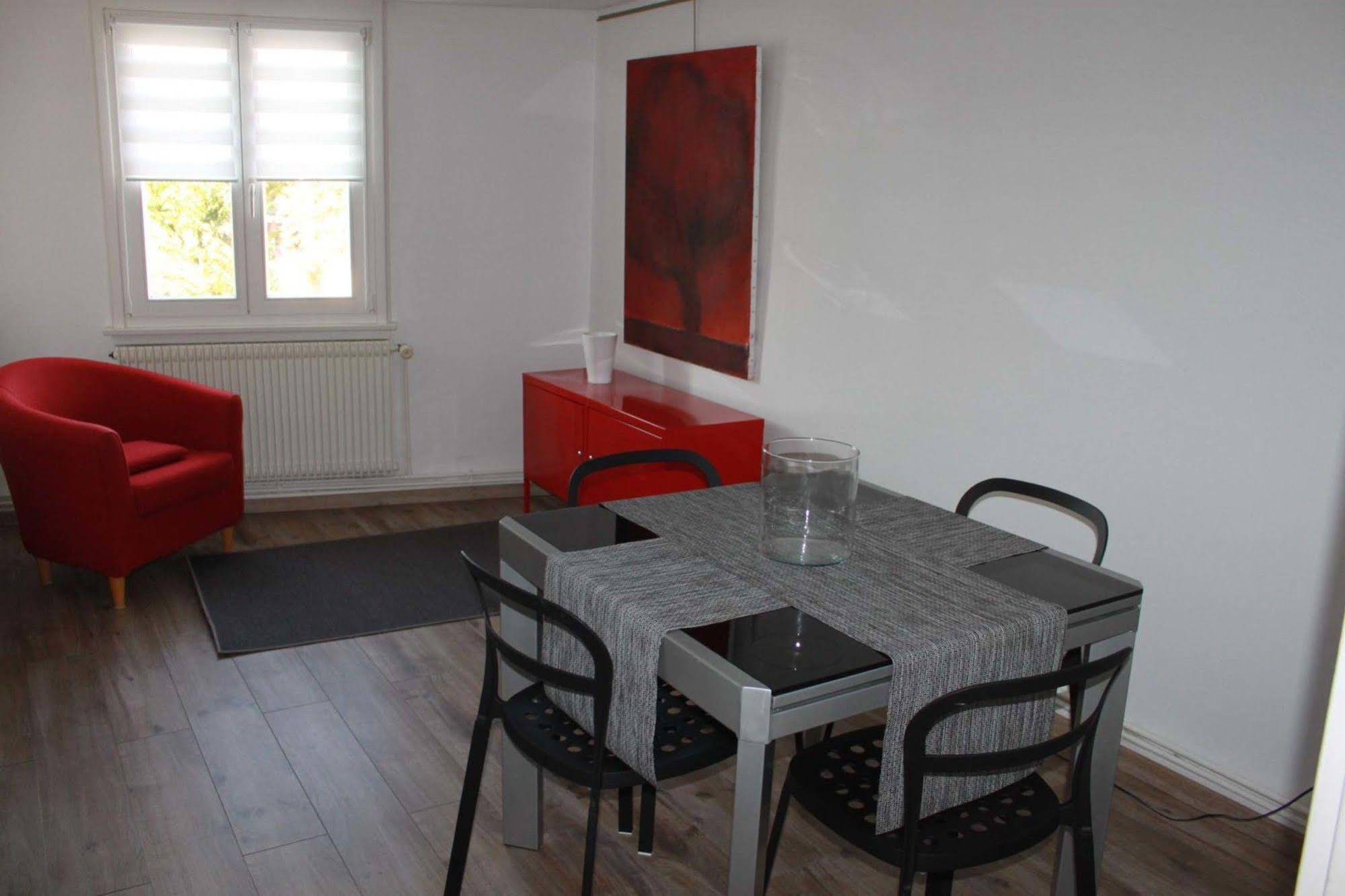 Home Petite Venise