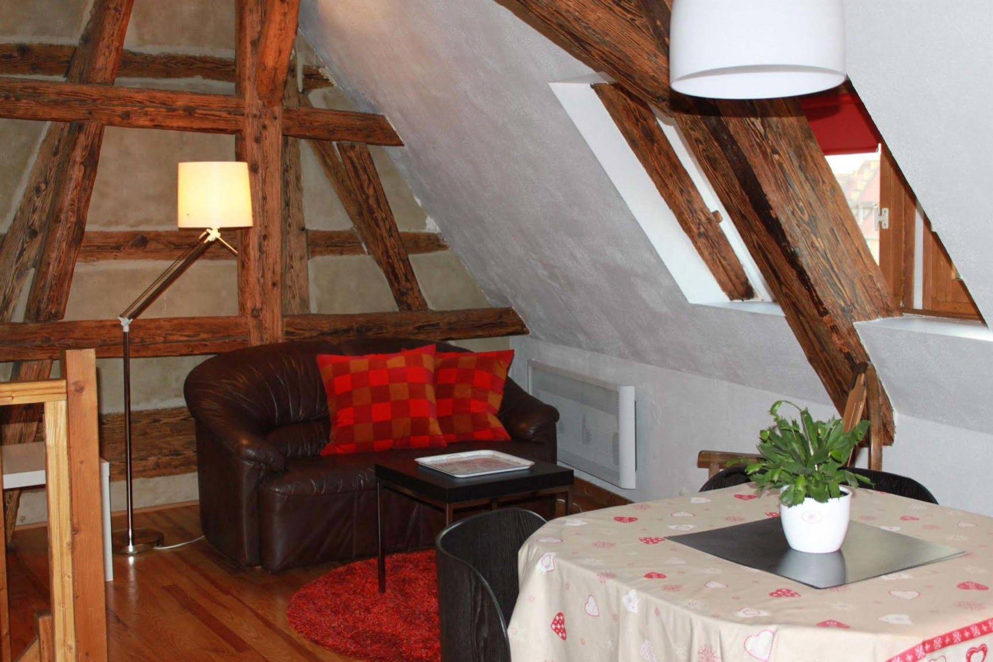 Home Petite Venise