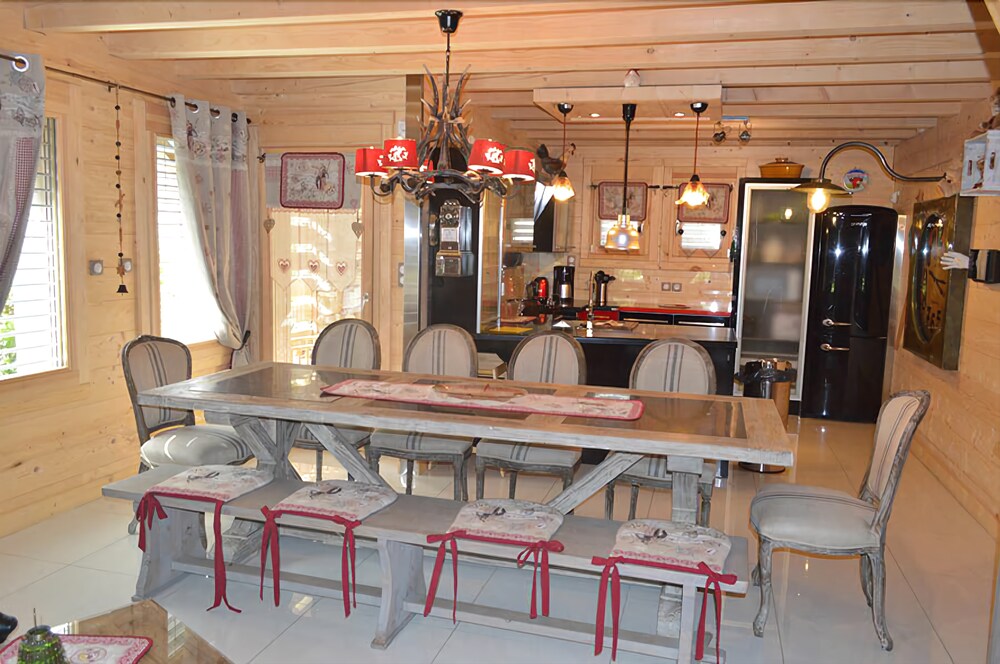 Chalet De La Royotte