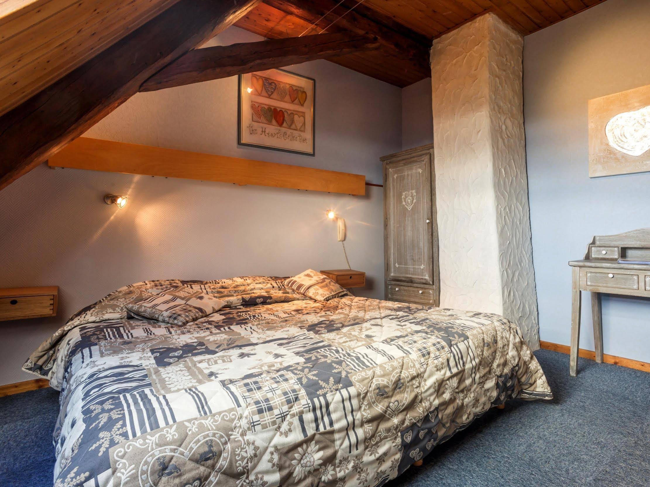 Hotel Le Bouton D'Or