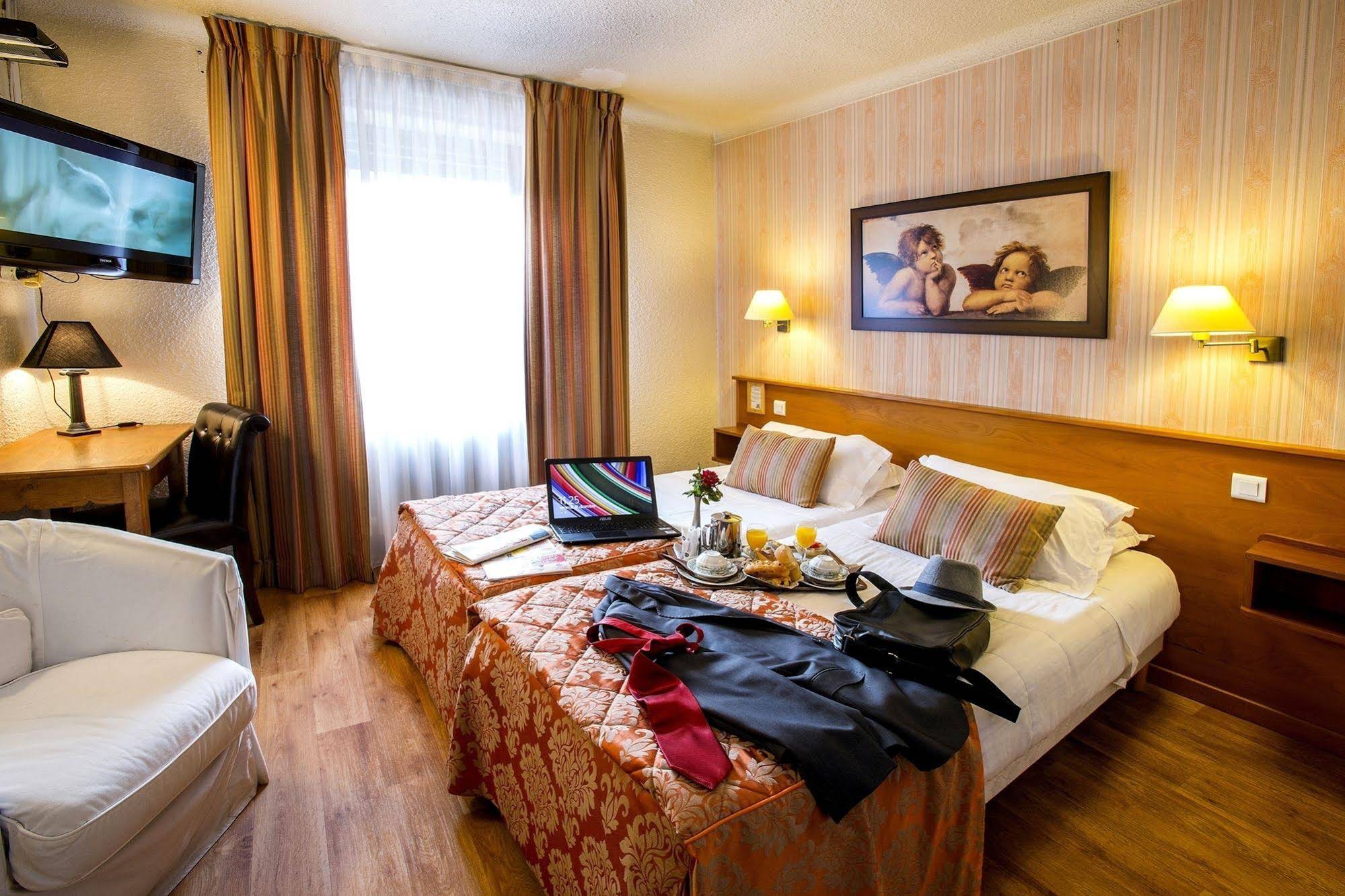 Hotel La Tete Des Faux