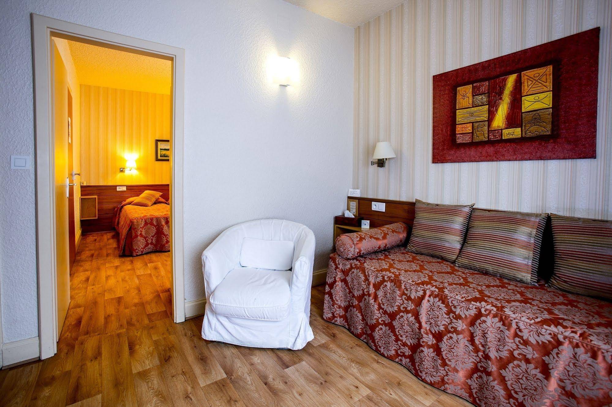 Hotel La Tete Des Faux