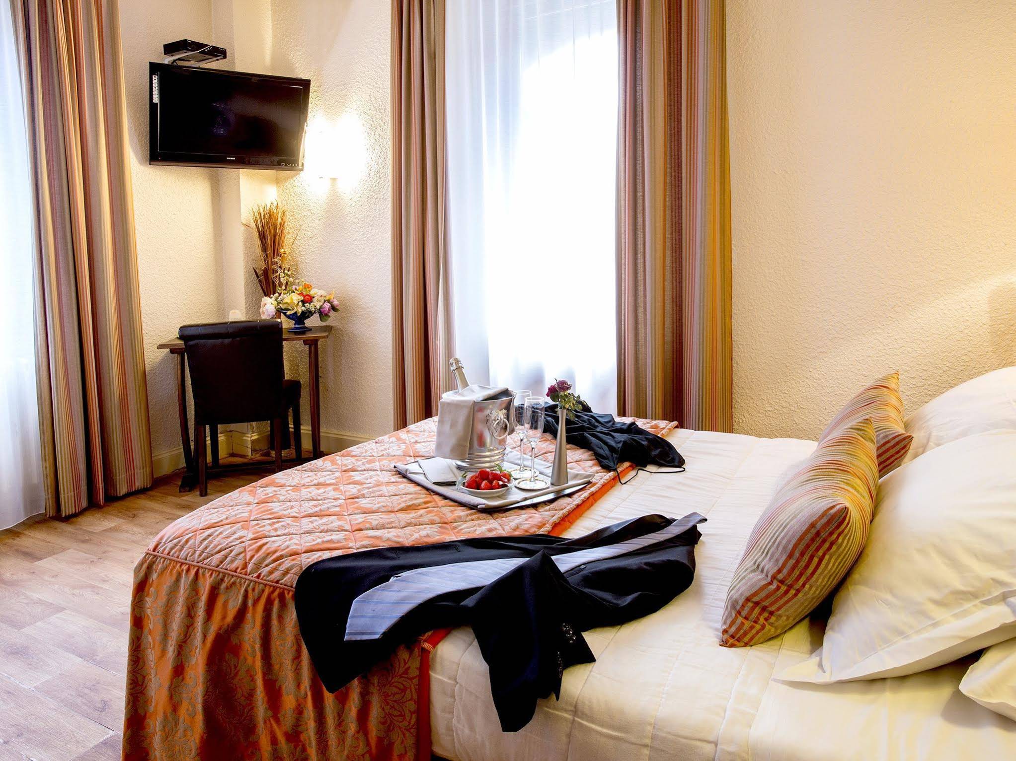 Hotel La Tete Des Faux