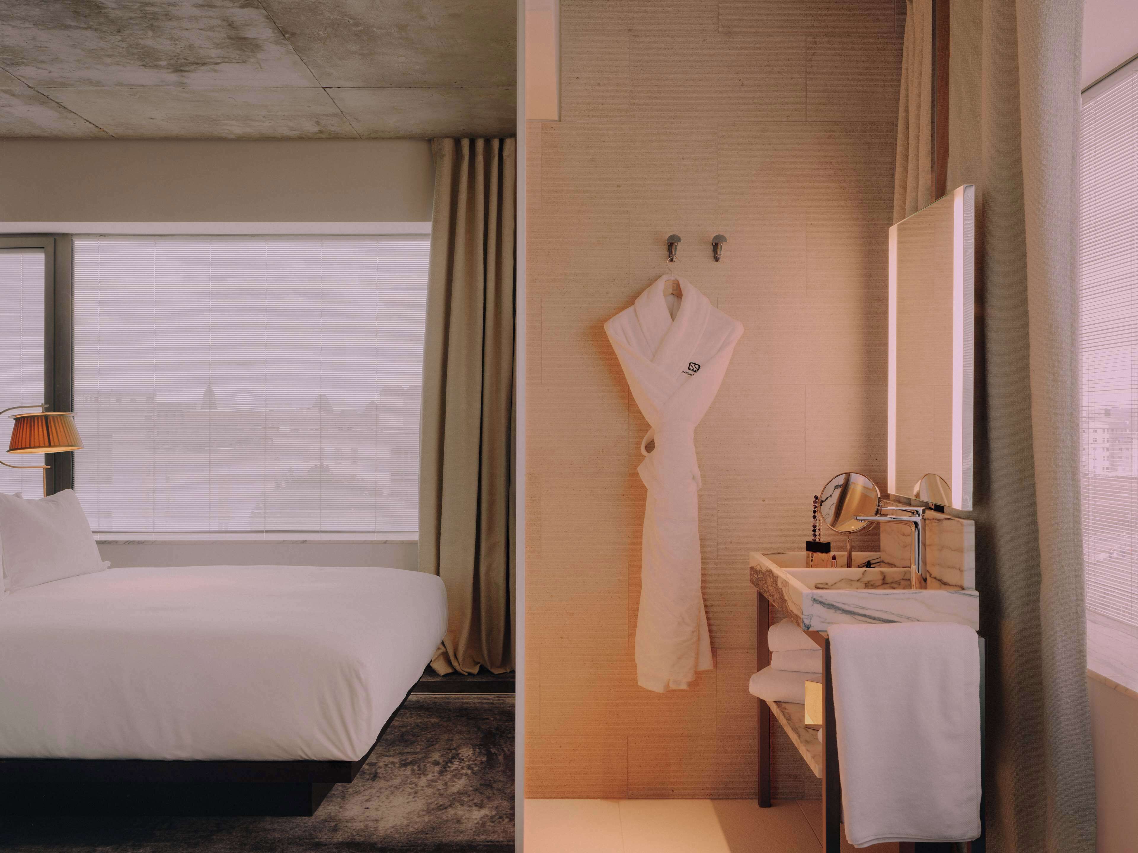 Maison Heler Metz, Curio Collection by Hilton