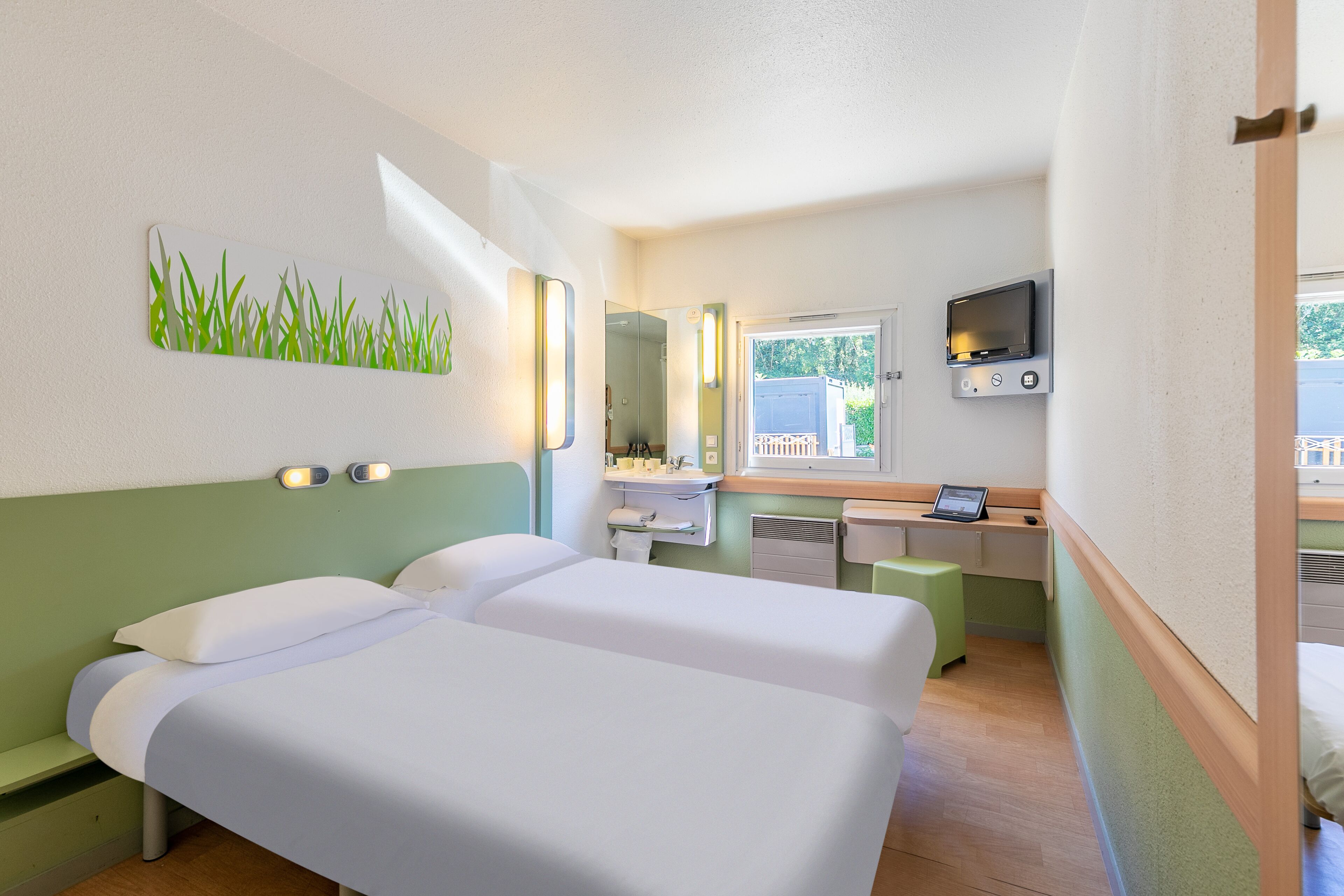 B&B HOTEL Mulhouse Dornach