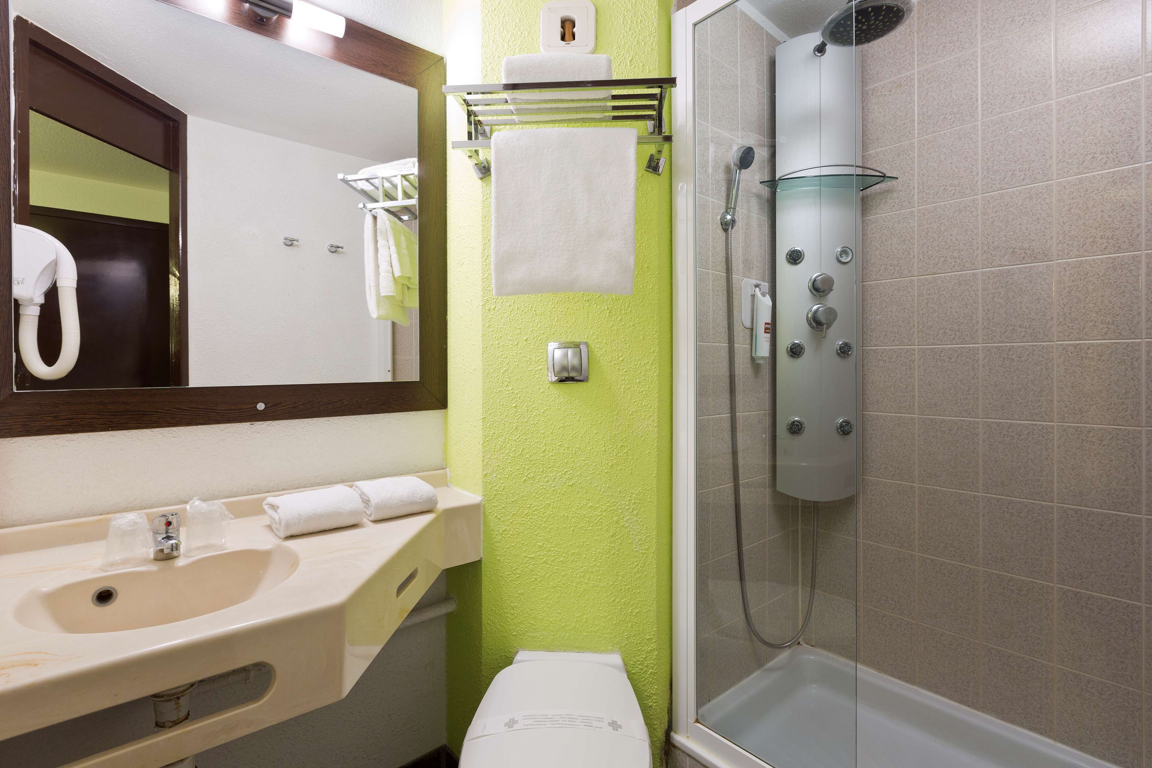 Hotel Kyriad Design ENZO PONT A MOUSSON