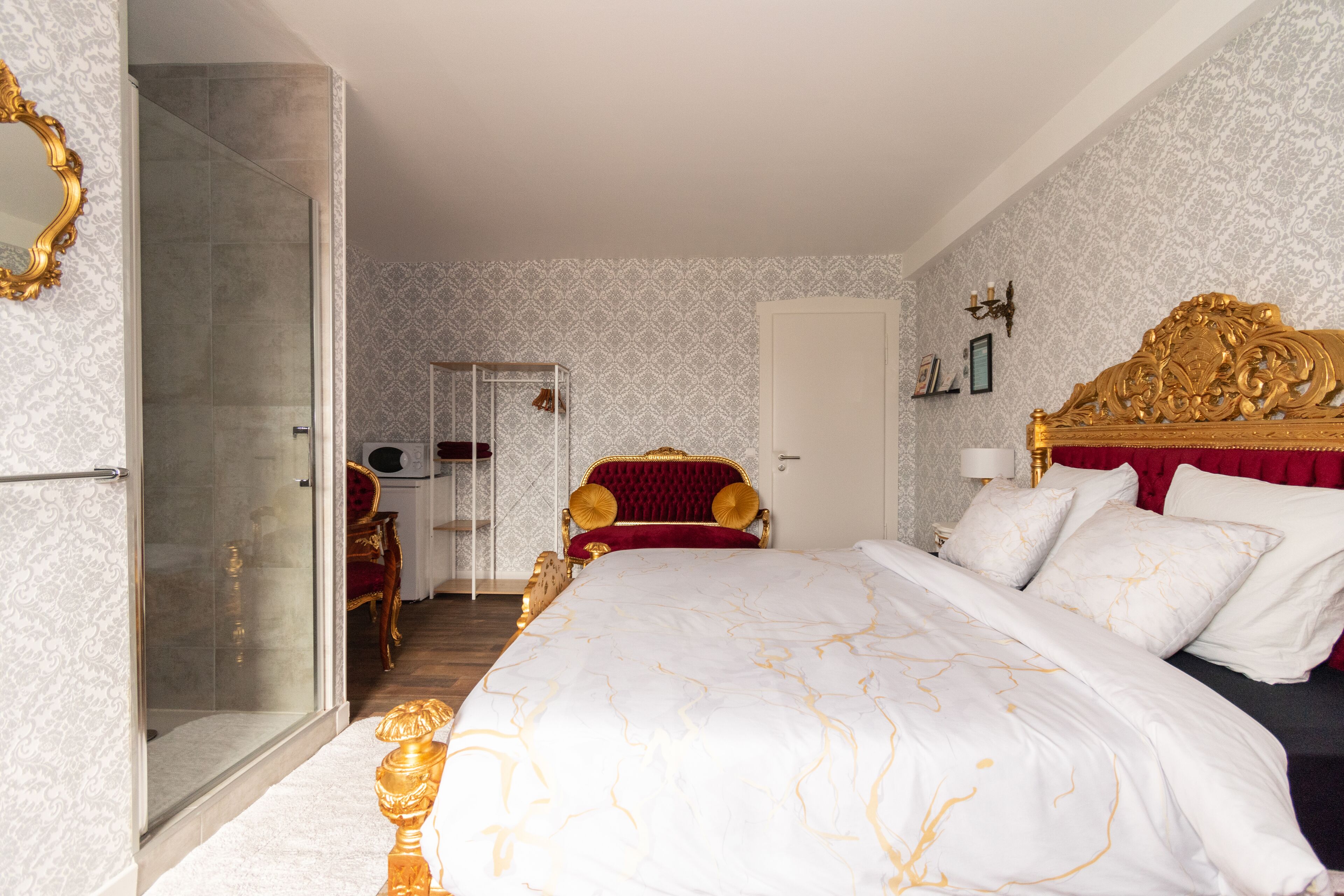 Private & Comfortable Apartments