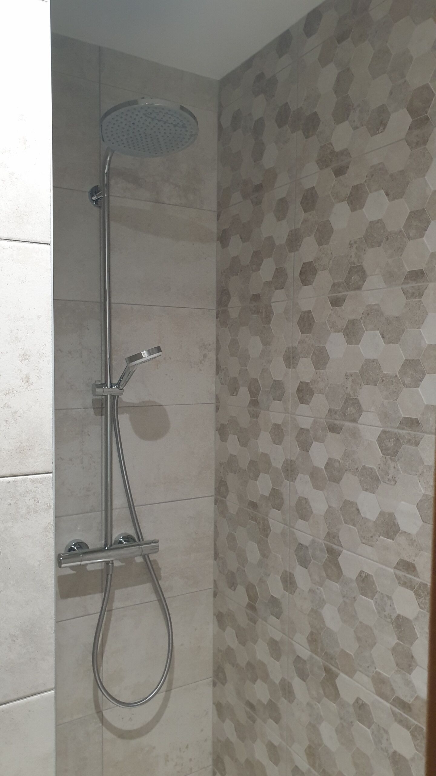 Bloom Hostel Bar Garden