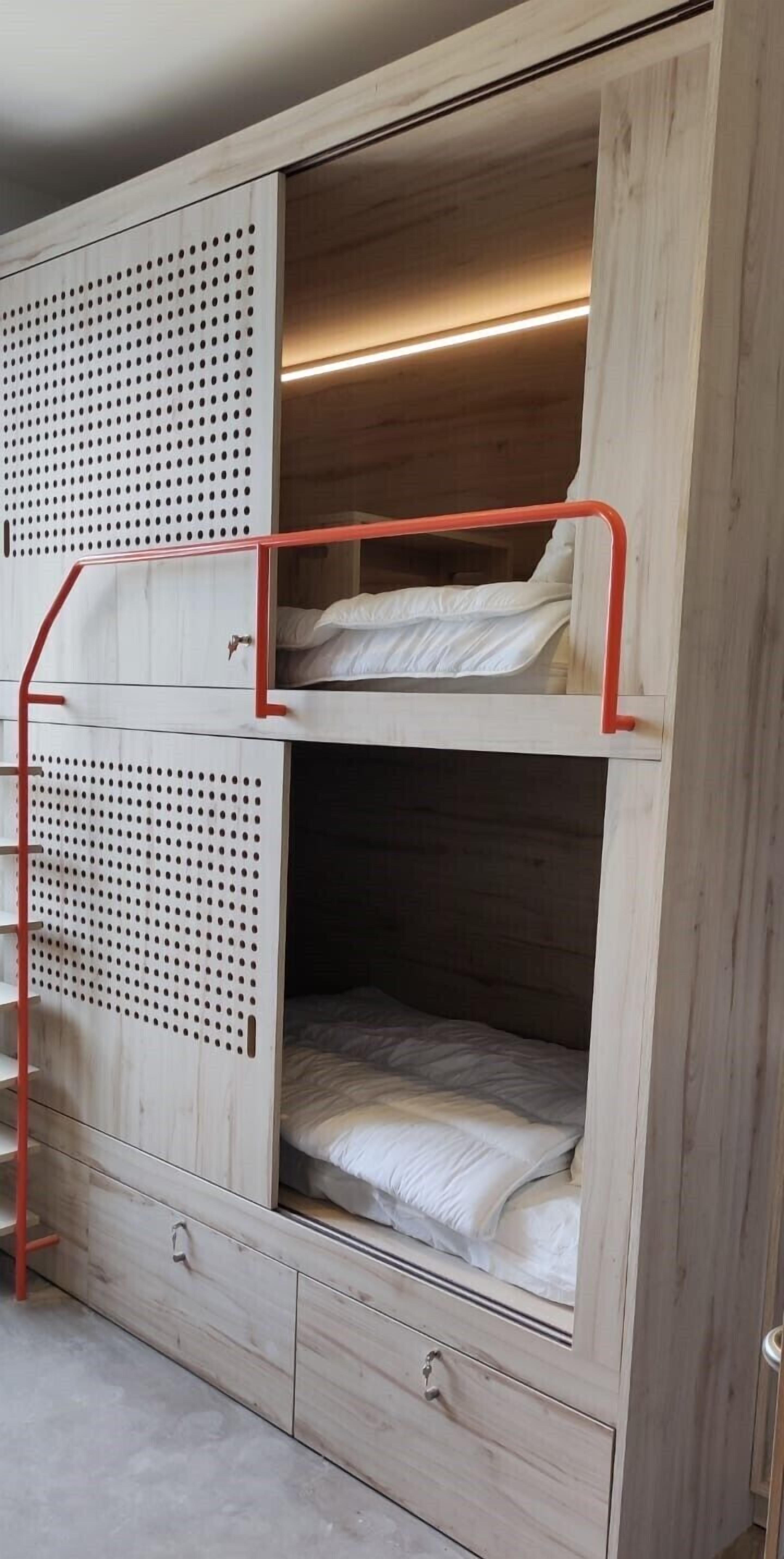 Bloom Hostel Bar Garden