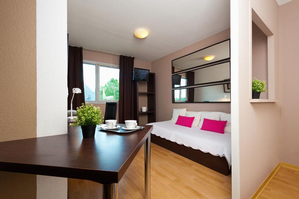 Teneo Apparthotel Bordeaux