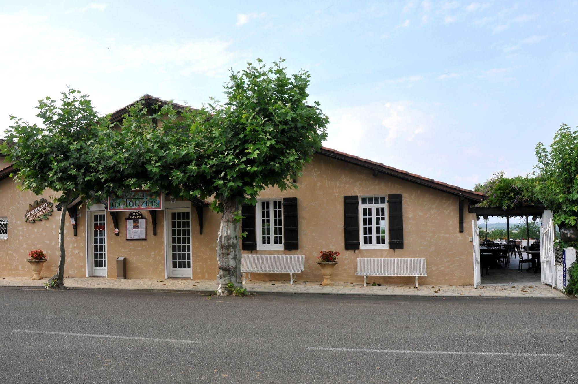 Aux Tauzins