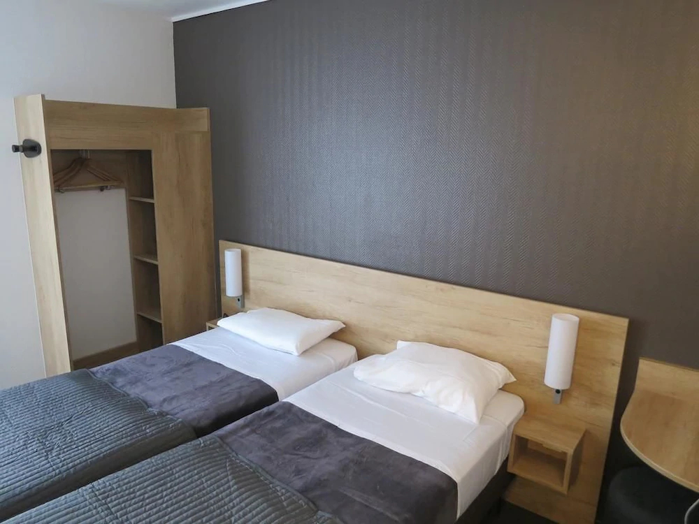 Hotel Wood Inn Bordeaux Aeroport