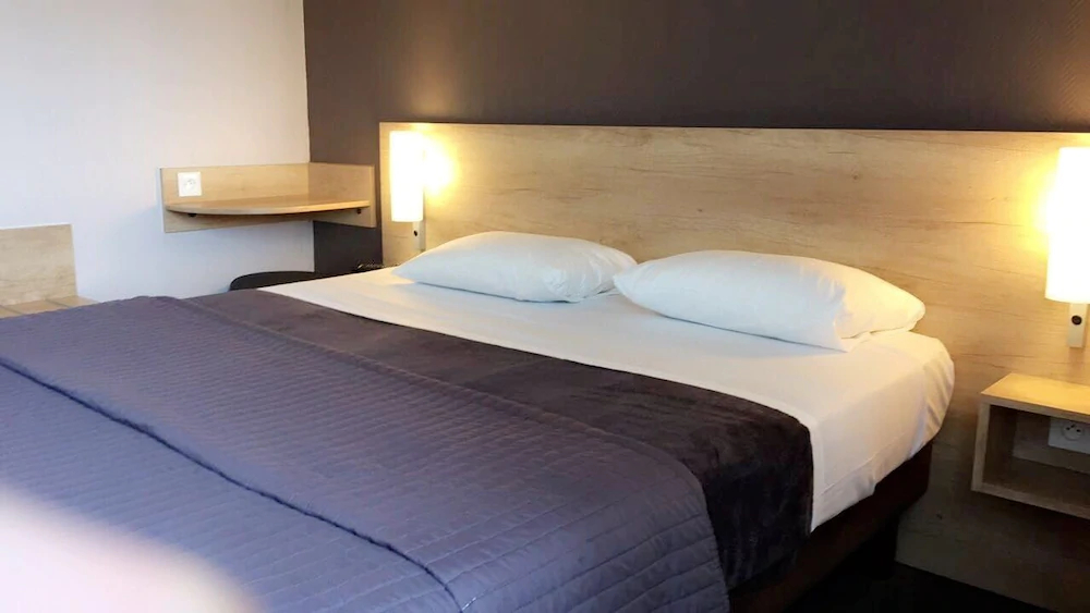 Hotel Wood Inn Bordeaux Aeroport