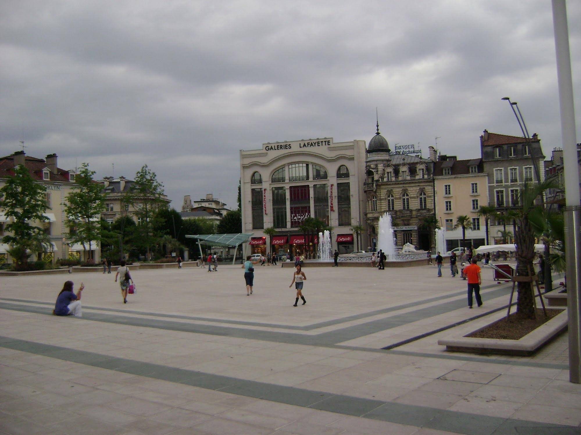 Adour