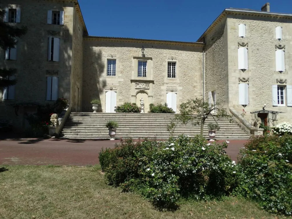 Gite La Tour Des Cabernets