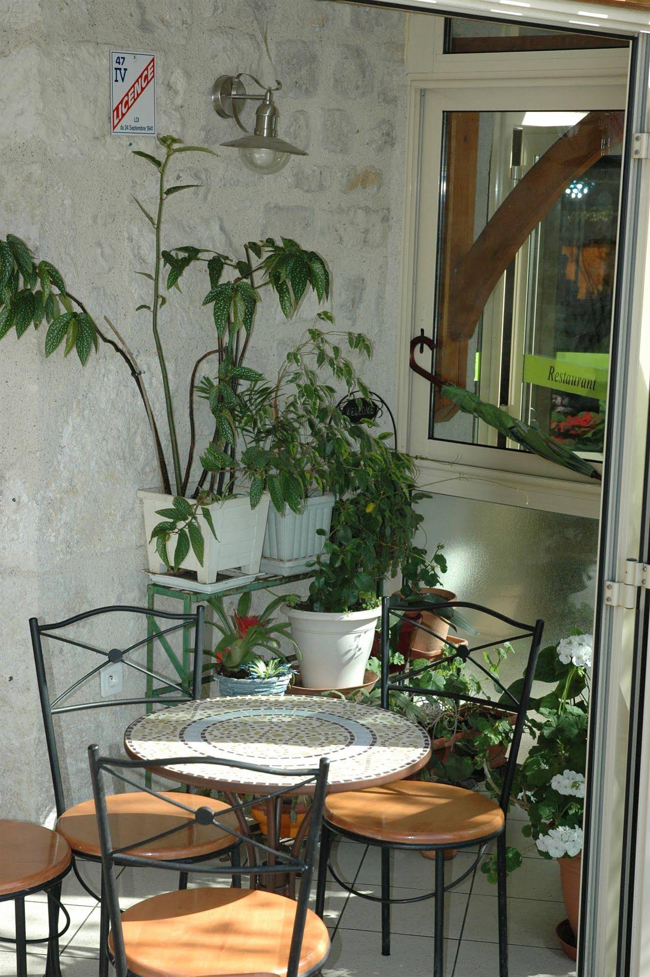 Hôtel Les Voyageurs