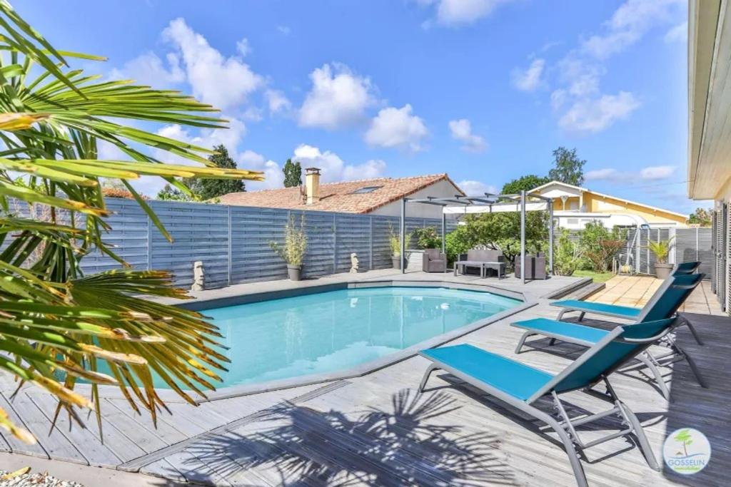 Biscarrosse Bourg Villa Avec Piscine