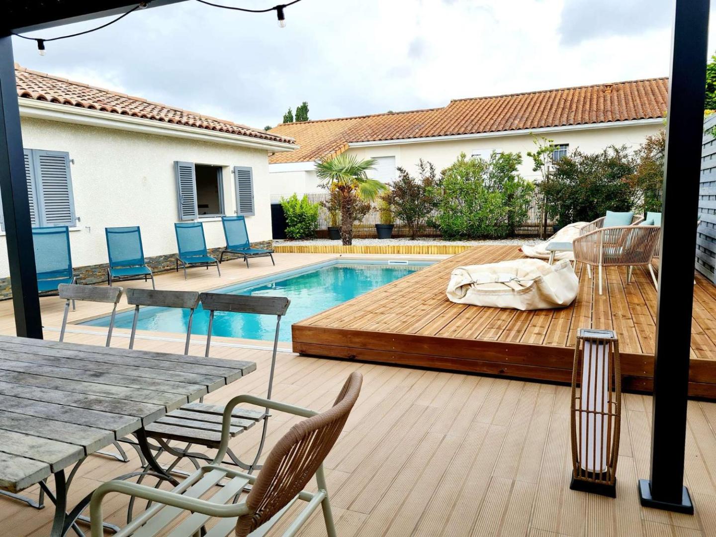 Biscarrosse Bourg Villa Avec Piscine