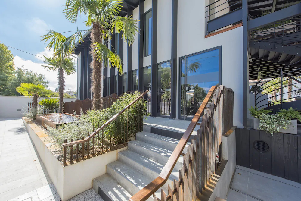 L'Anderenis Boutique Hotel