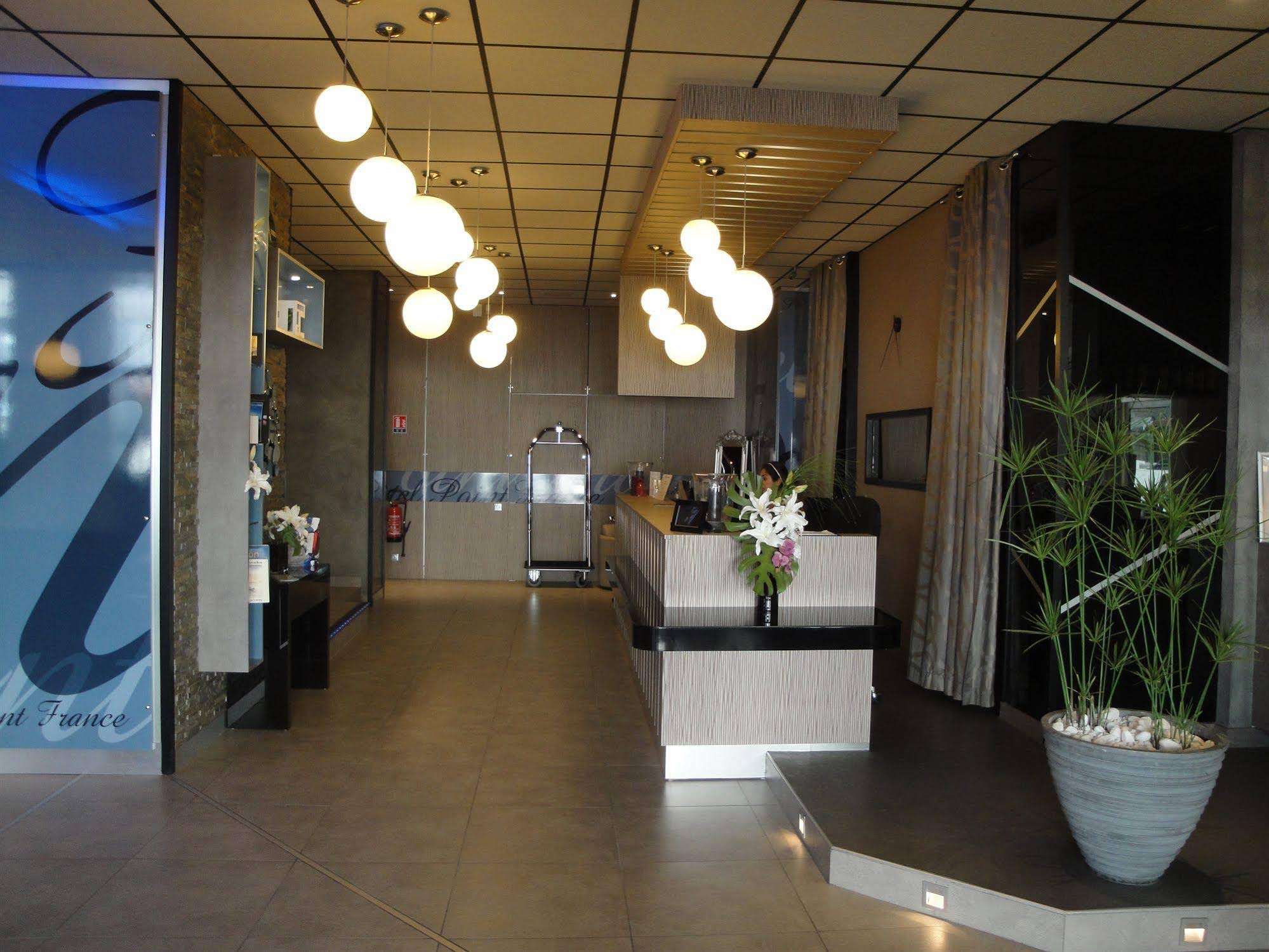 Point France