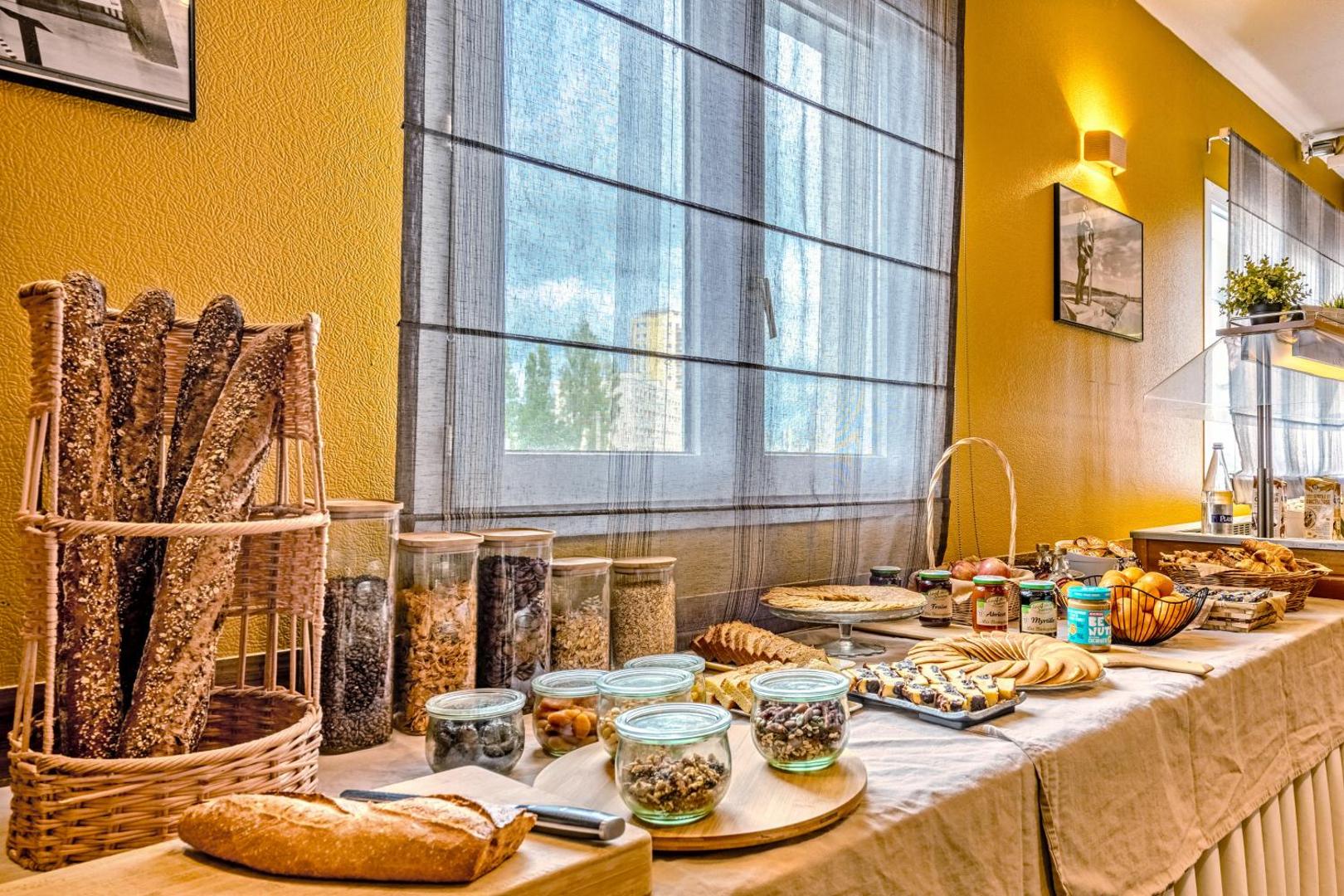 Hôtel Restaurant Logis Center Brest