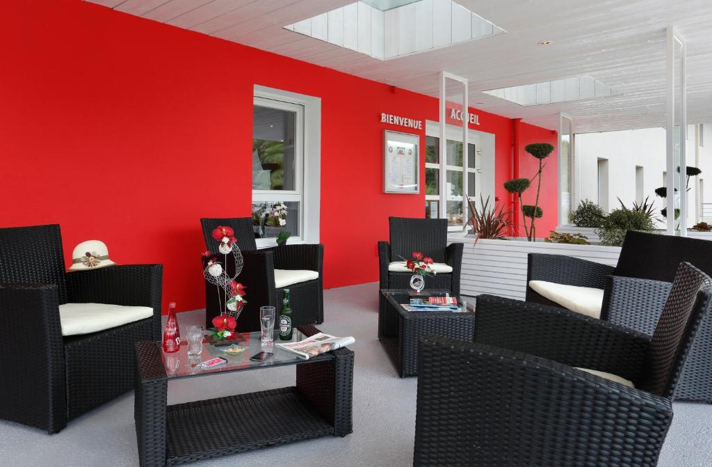 Inter-Hotel Loval