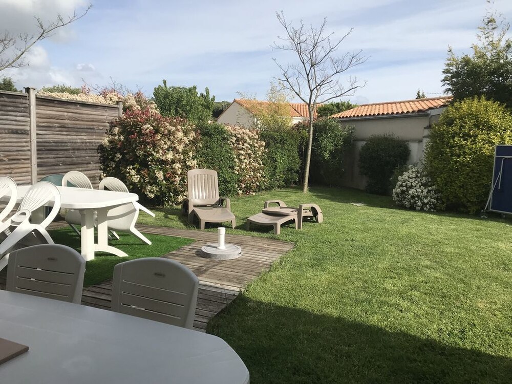 Le Logis Du Maine Donne