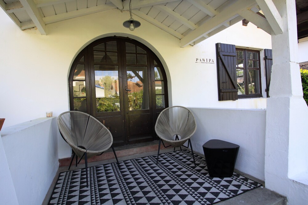 Villa Pyla Pamipa