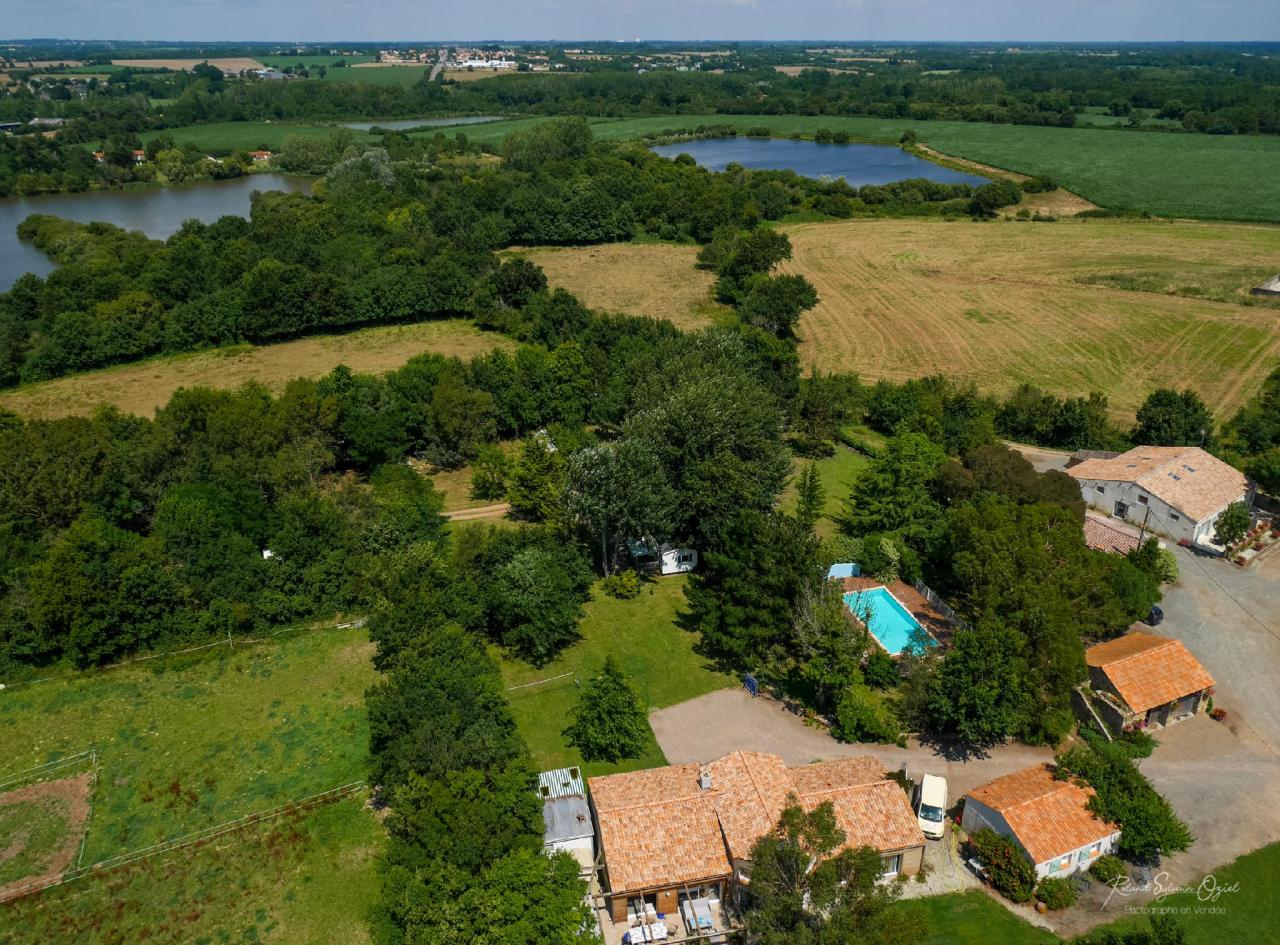 Domaine Les Rousselieres