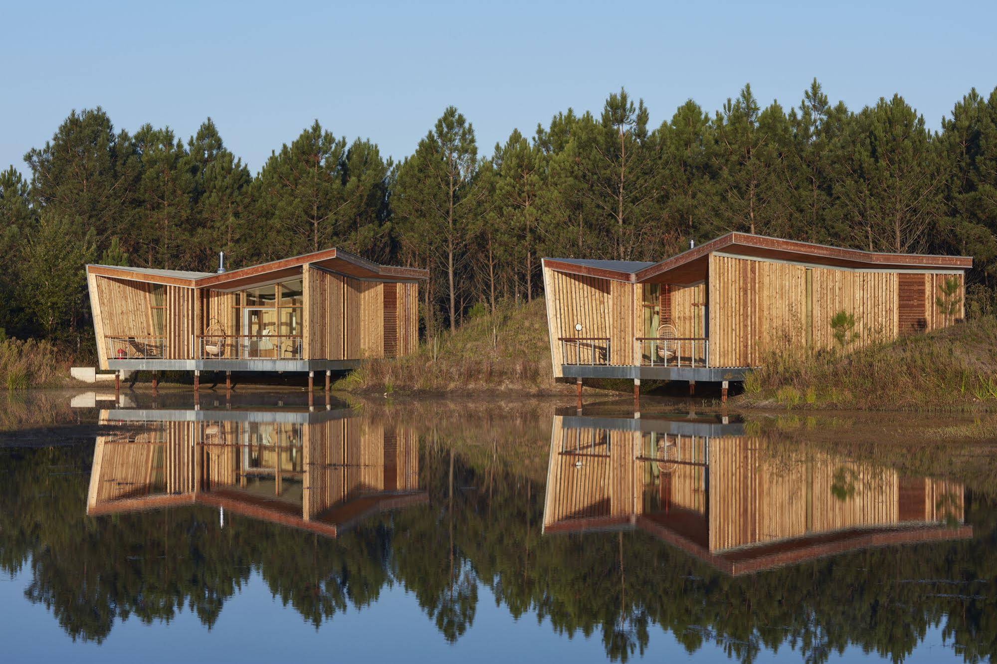 Les Echasses Golf & Surf Eco Lodge