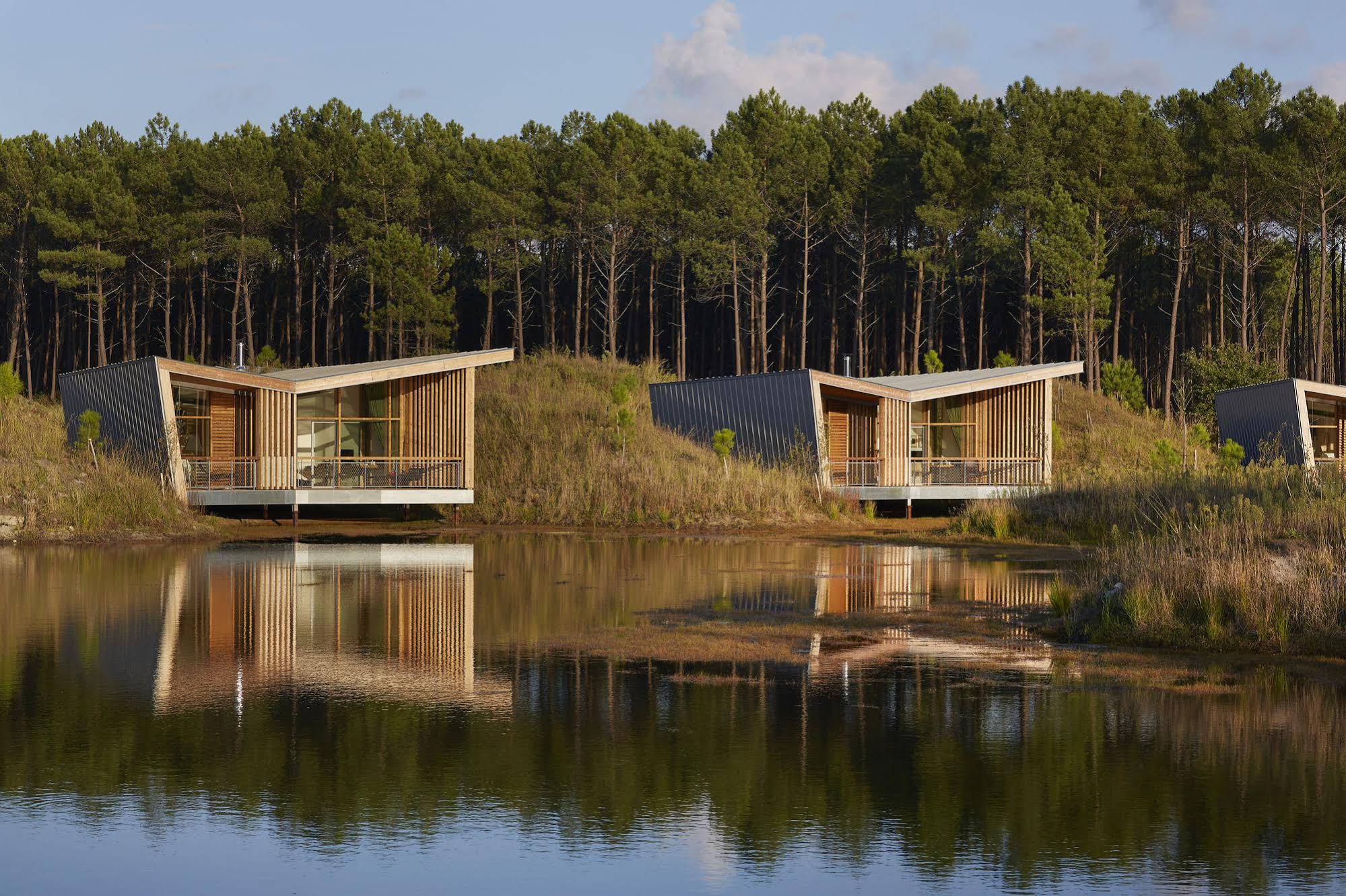 Les Echasses Golf & Surf Eco Lodge