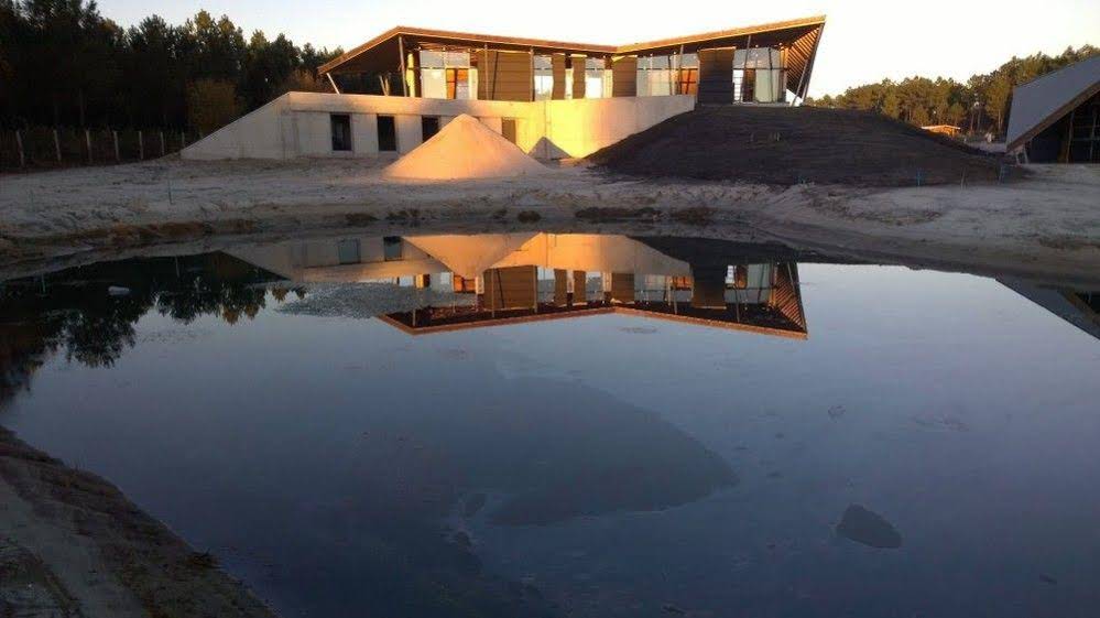 Les Echasses Golf & Surf Eco Lodge