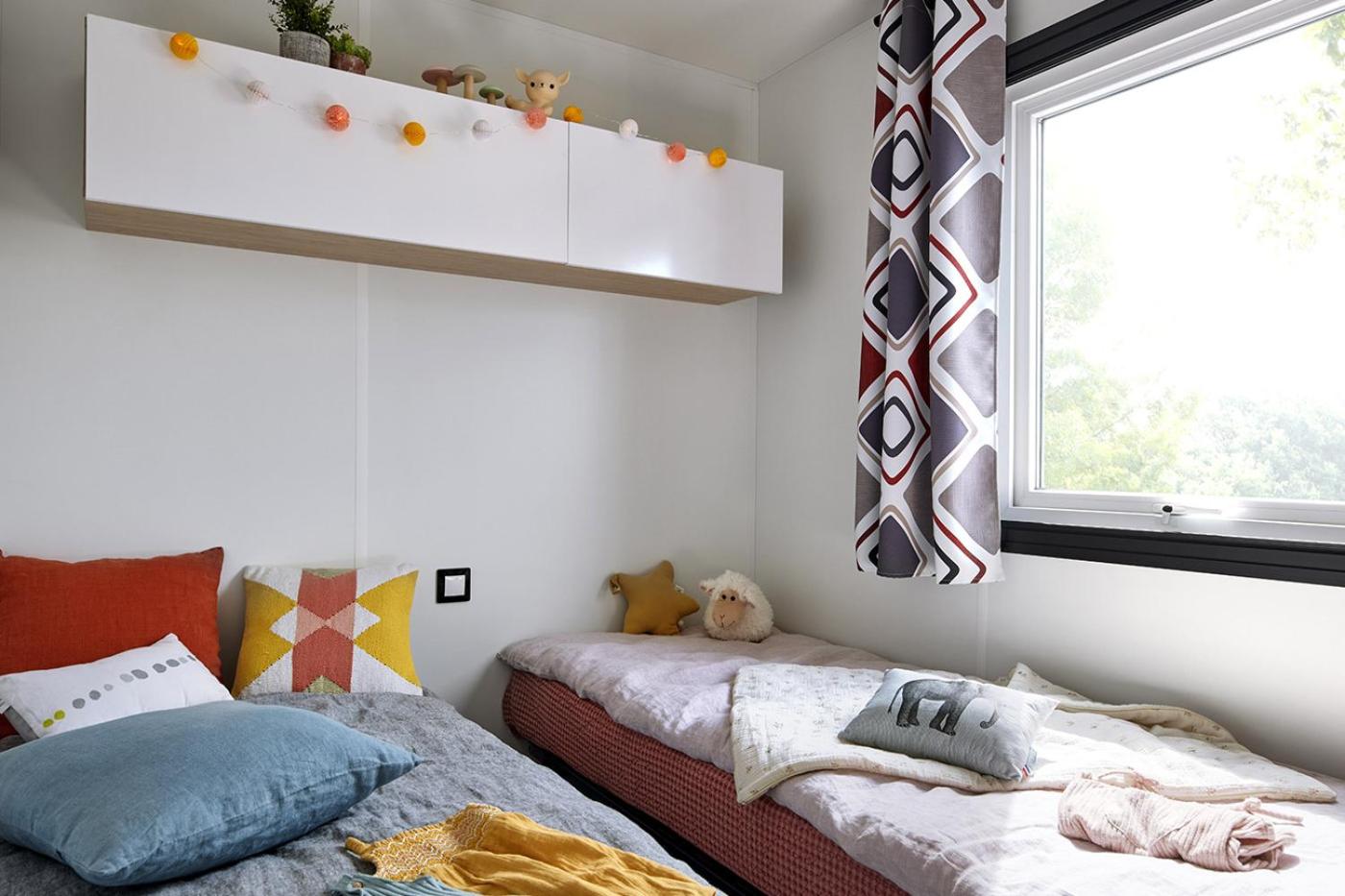 Mobil Home Dans Camping Mussonville