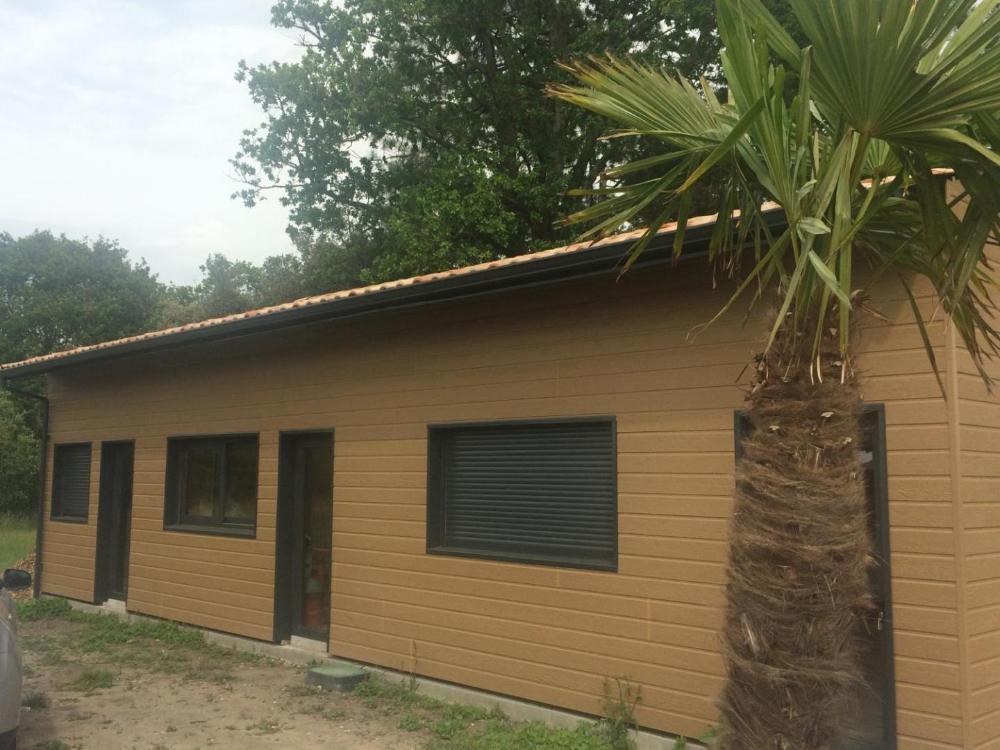 Mobil Home Dans Camping Mussonville