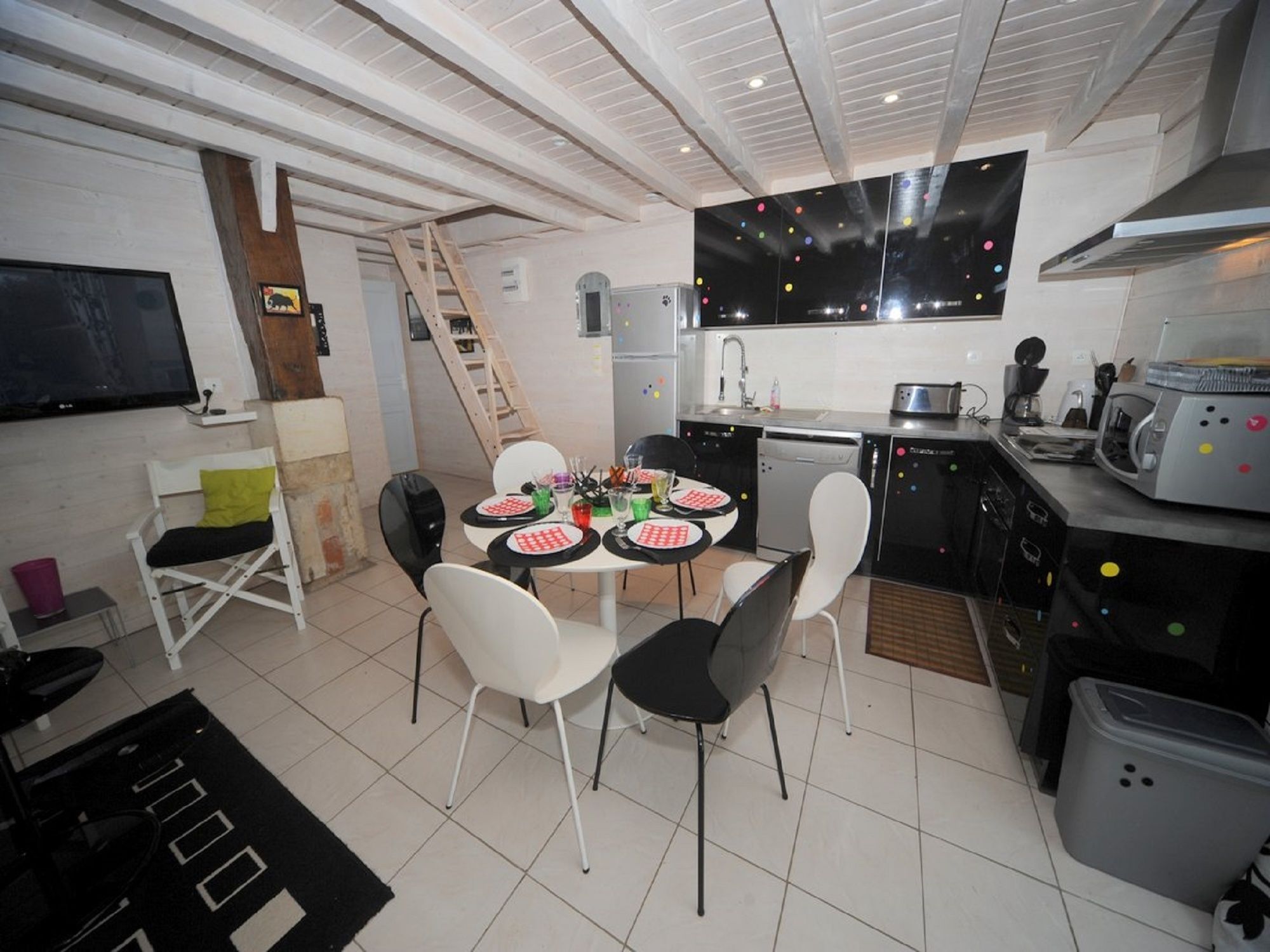 La Bergerie et ses Granges 27 personnes 21 a table
