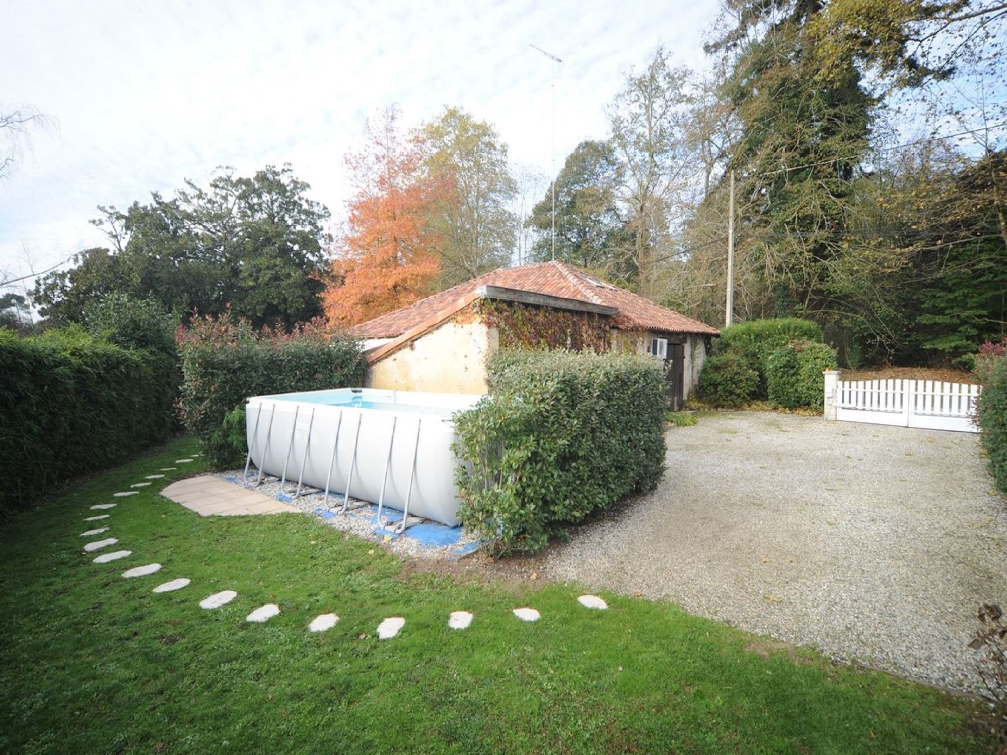 La Bergerie et ses Granges 27 personnes 21 a table