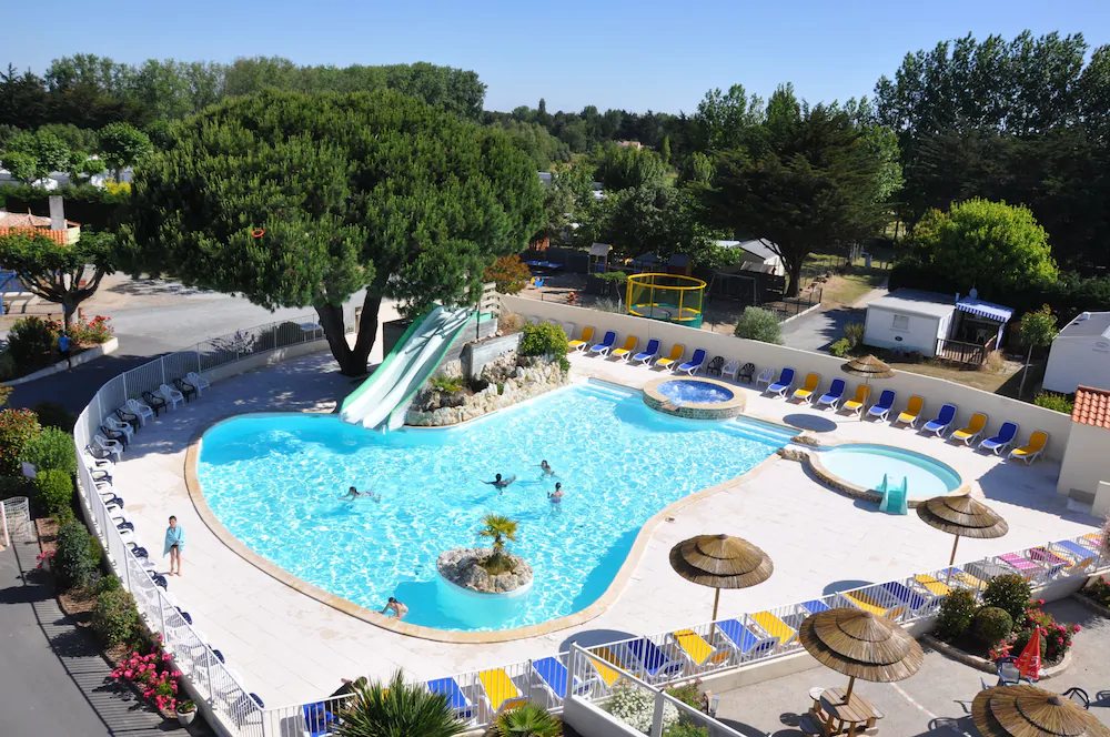 Camping Domaine Des Salins