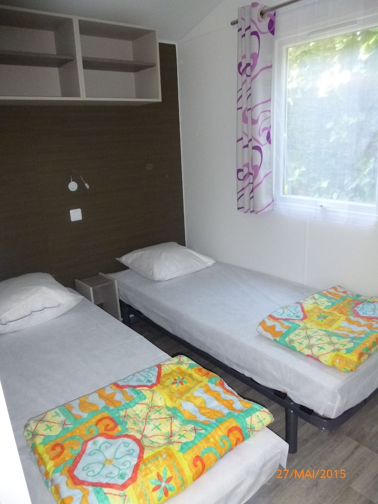 Camping Domaine Des Salins