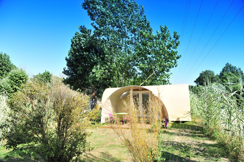 Camping Aqua 3 Masses