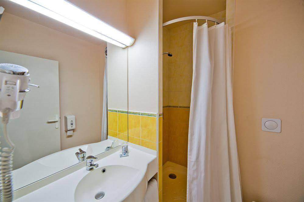 Ace Hôtel Clermont Ferrand - La Pardieu