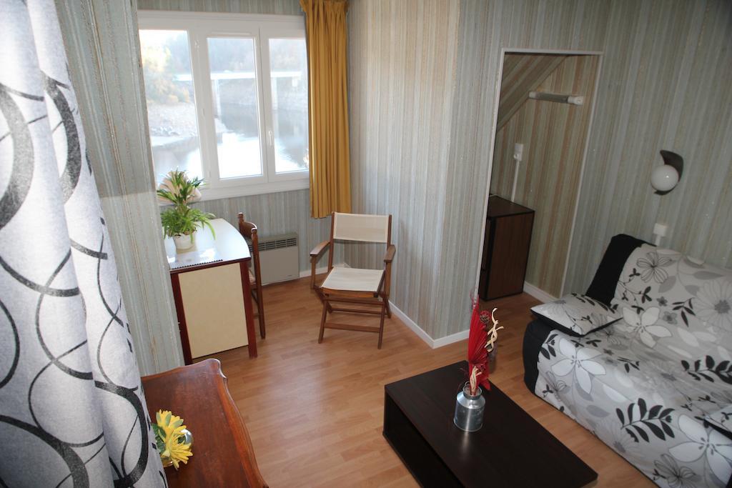 Logis Garabit Hotel