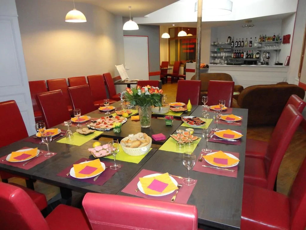 Ariane Hotel